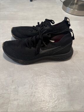 BETRUE Phantom Run Flyknit Running Black Shoes Women’s 8.5 AR3772-001